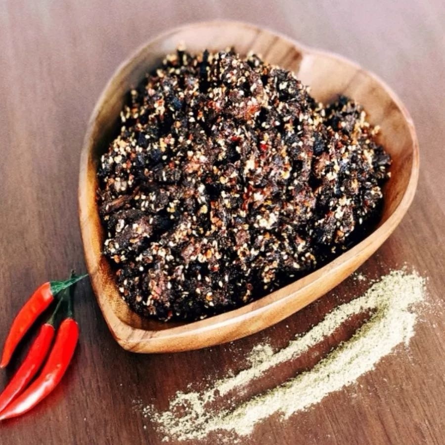 给亲妈写硬广，周妈妈牛肉干很好吃～小店今年第十年了，最开始图着给老人找点事儿做，