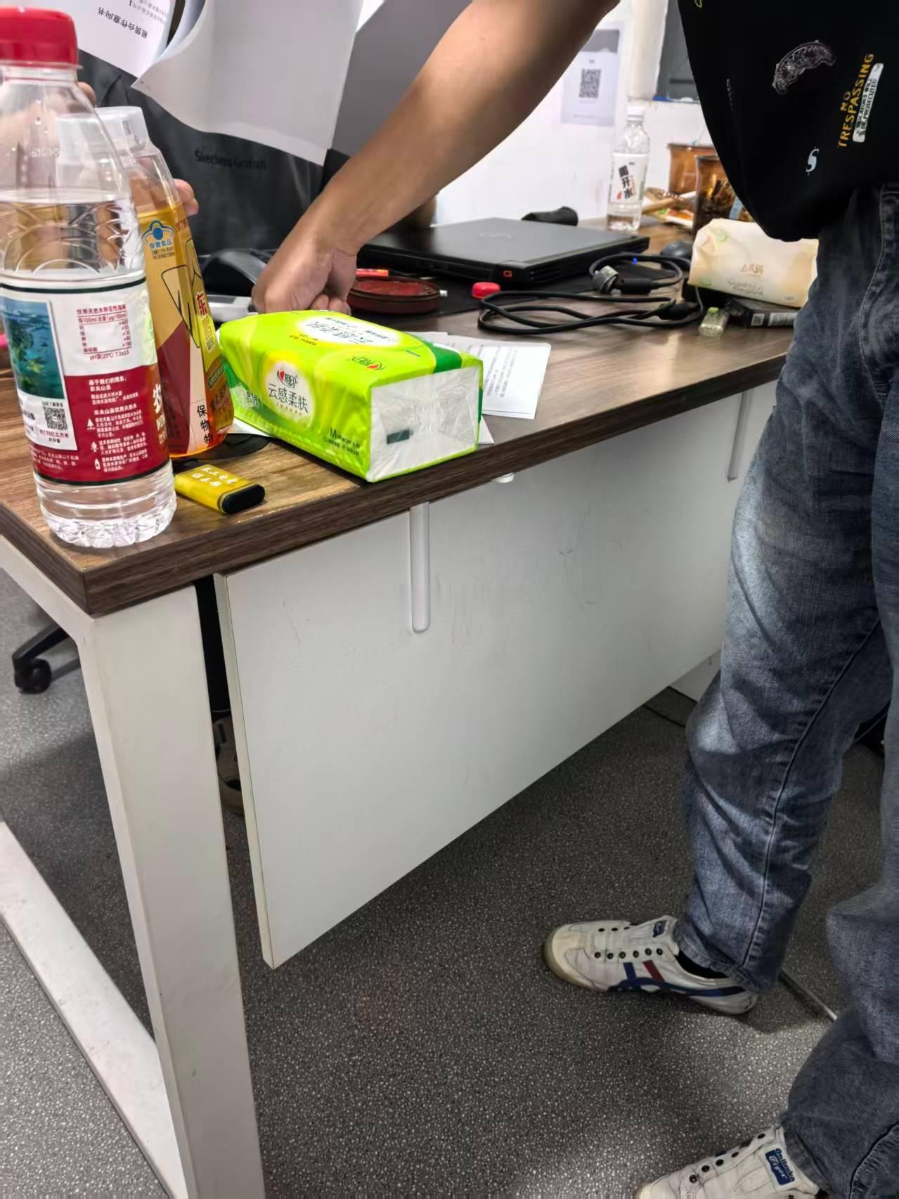 第三家意向合同已签，预计总投资150万，打造一个高逼格网吧，10月份左右就可以开