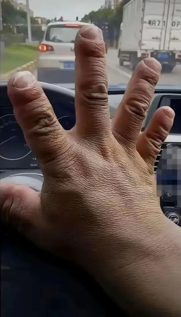 这样的手适合干什么工作呢？