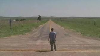 这问题就像在问：我也在走路，怎么还没走到终点？是不是该停下来？
说实话，看到后台