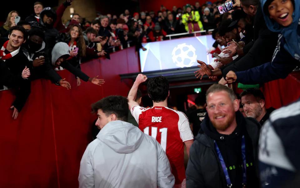 阿森纳3比1拜仁 没有进球，没有助攻，闪光的都是队友，但阿森纳球迷呼喊最多的名字