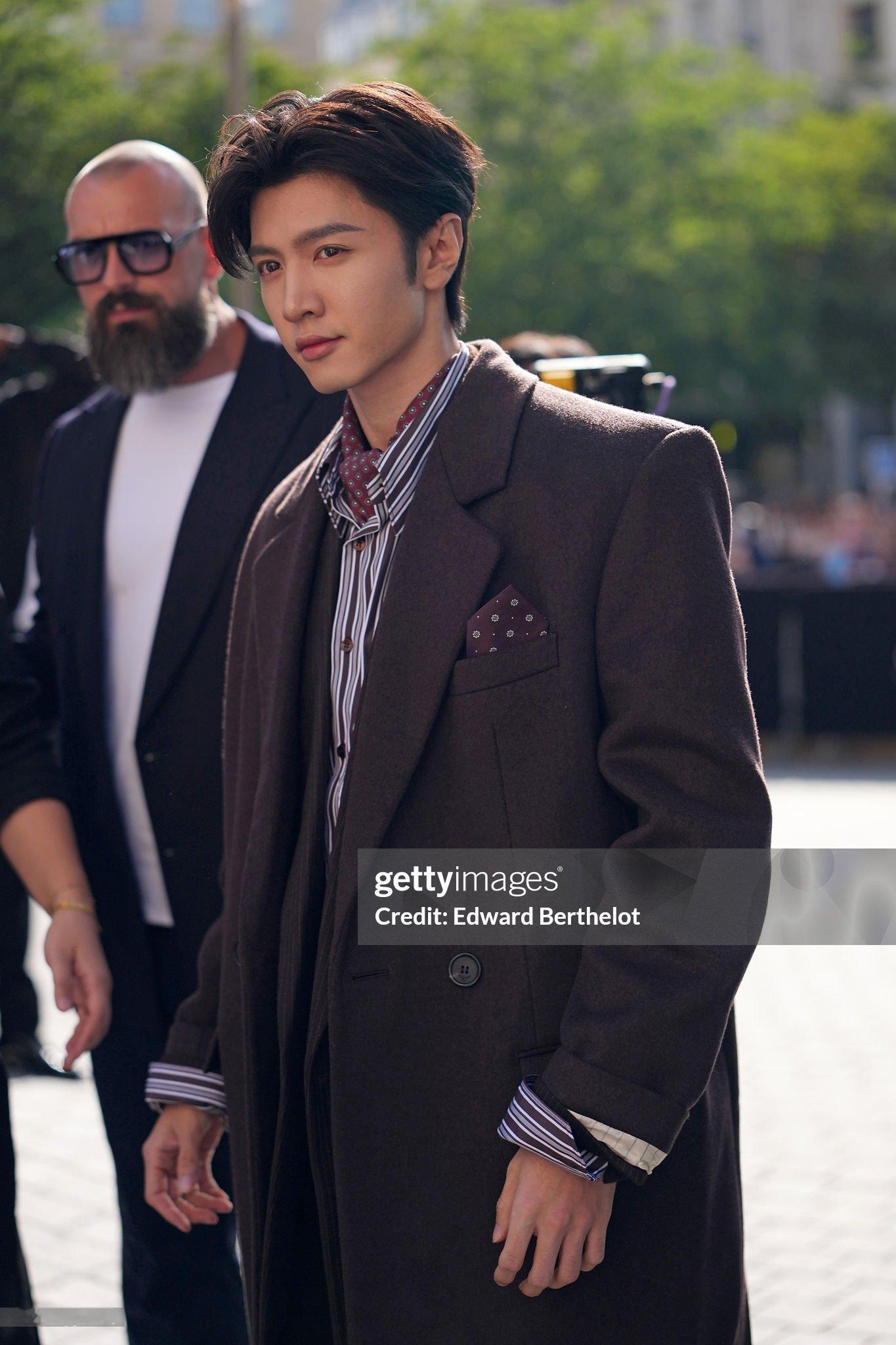 陈哲远｜Saint Laurent抵达秀场 ！gettyimages 生图先行 