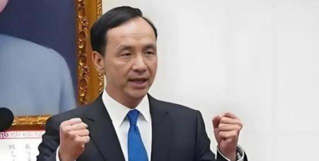 中国大陆要清醒了，台湾只要有马英九，朱立伦，郑丽文，想实现和平统一，有点难，这三