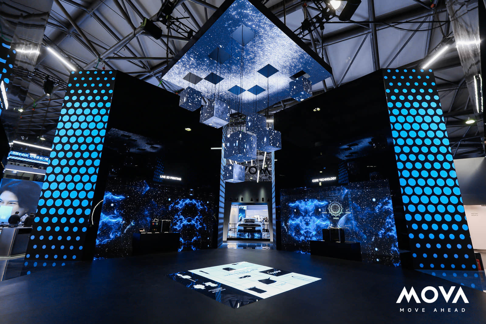 今天AWE现场MOVA一次性亮相了31款新品，5项行业级首创技术，覆盖全生活场景