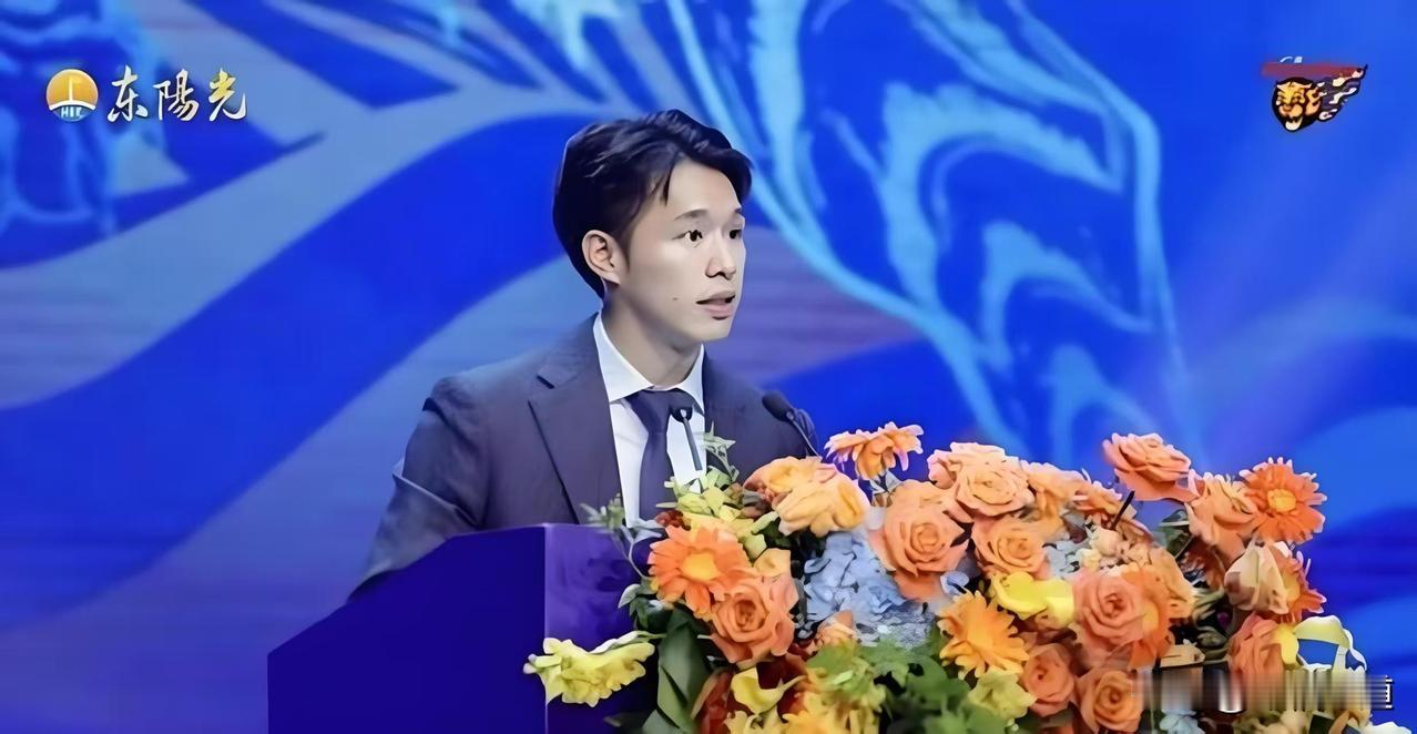 闷声干大事！陈浩峰坚信事以秘成，谁也没猜到的主教练马上空降莞城，给球迷注入了一针