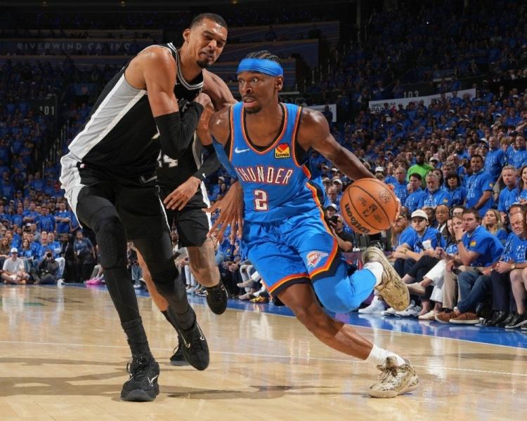 马刺VS雷霆g3来袭，赛前球队传来1个坏消息

NBA季后赛，西决马刺与雷霆的G
