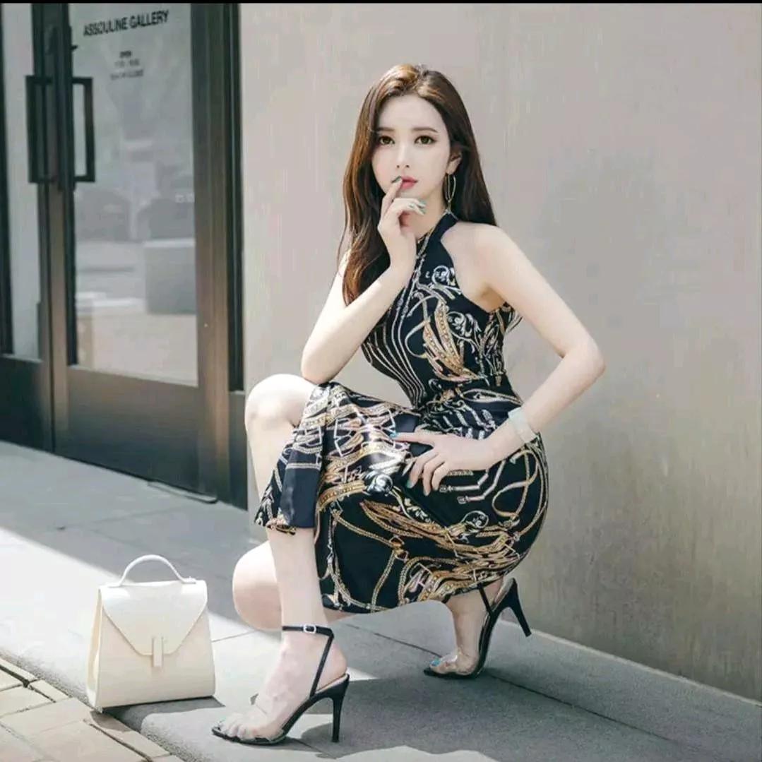 时尚连衣裙，优雅气质显气质款连衣裙 风气质连衣裙 时尚迷人连衣裙 时尚知性连衣裙