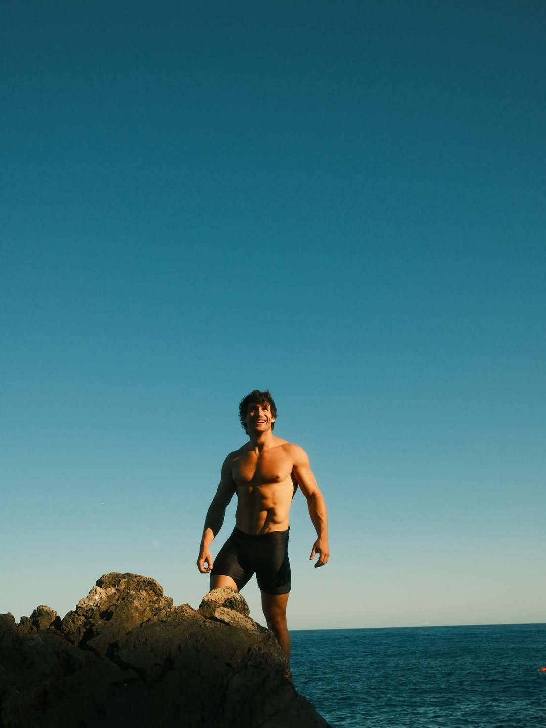 模特:  Tanguy Le Clerc｜ 📸摄影师: Franck Aubr