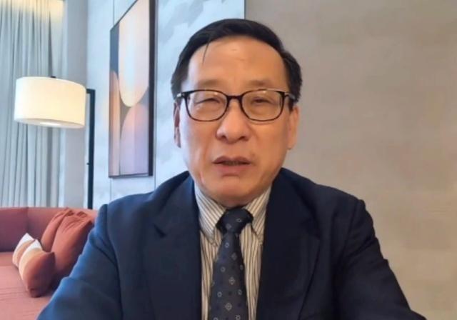 高志凯一针见血指出了祖国盲目自信，日本间谍与国内的内鬼暗流涌动。对手一旦搞偷袭，