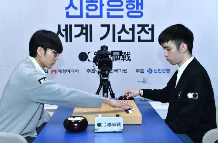 韩国预言真准：
申真谞这次是真的怕了
2026中国棋手充满信心


首届新韩银行