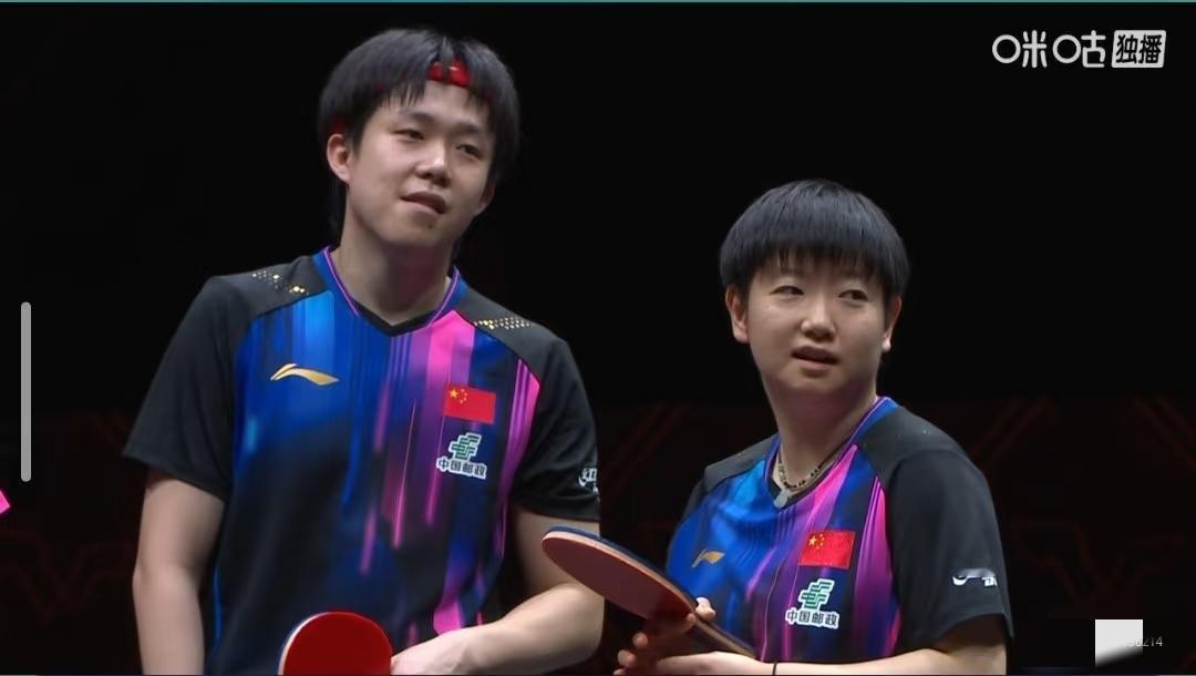 香港总决赛，
混双小组赛，
孙颖莎/王楚钦3：0林诗栋/蒯曼。
非常有意思的第三