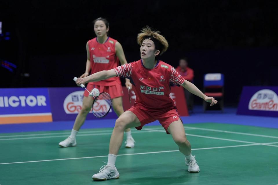 刚刚结束了一场亚洲羽毛球锦标赛女双1/8决赛，女双世界排名第4的囯羽组合贾一凡/