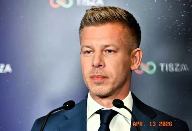 匈牙利政坛大地震，欧尔班 16 年执政生涯画上句号微博。

很多人以为匈牙利从此