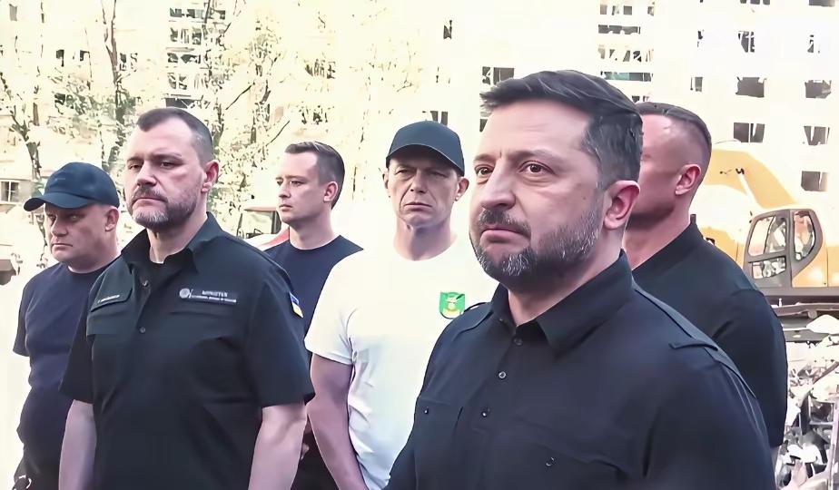 ​现在的民众才终于明白，美国援助乌克兰资金为何如此之少。当初，美国已经宣布对乌克