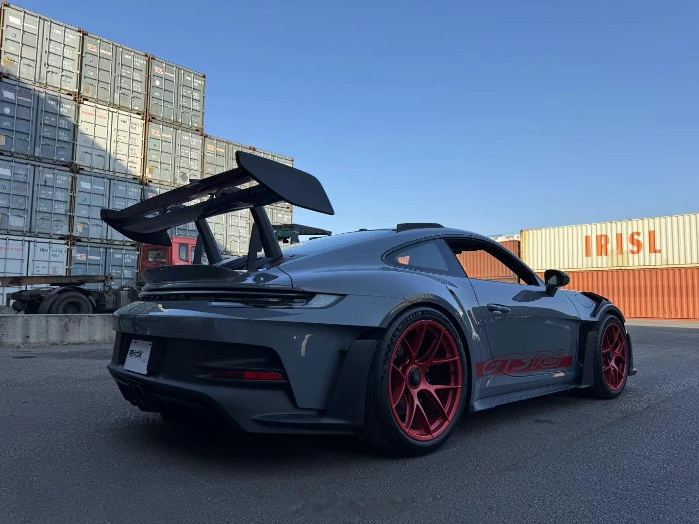 继续到货～热乎乎的保时捷GT3RS ，第三批次 陆续抵达～，有需要的请私信～展厅