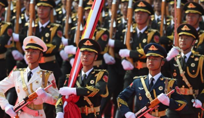 美国答应中国了

6月1日，中国解放军方面透露，5月28日至29日，中美两军在美