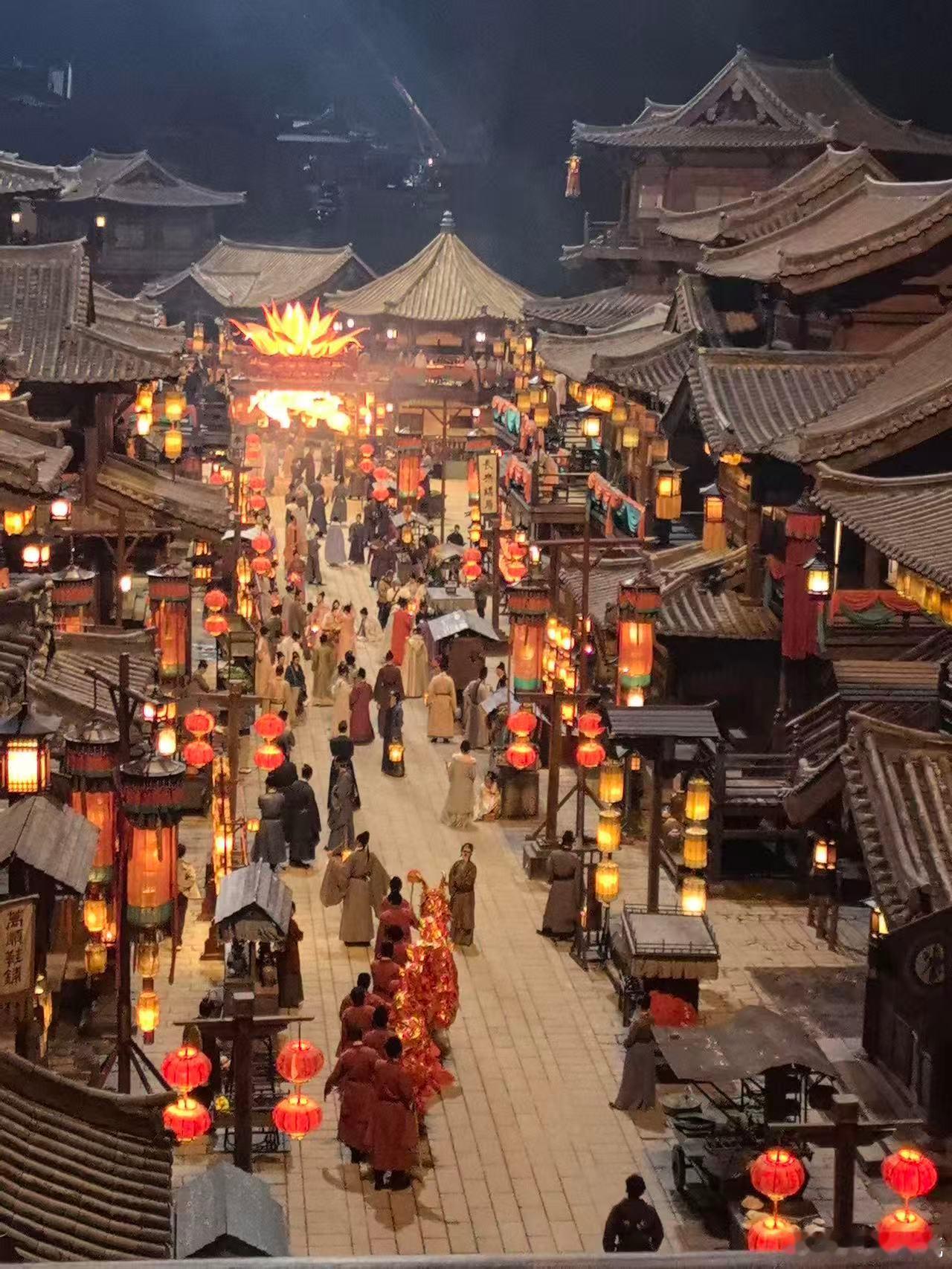 影视行业内容审美大于男帅女美 颜值可以当作吸引观众入门的门票，但支撑完整观影体验