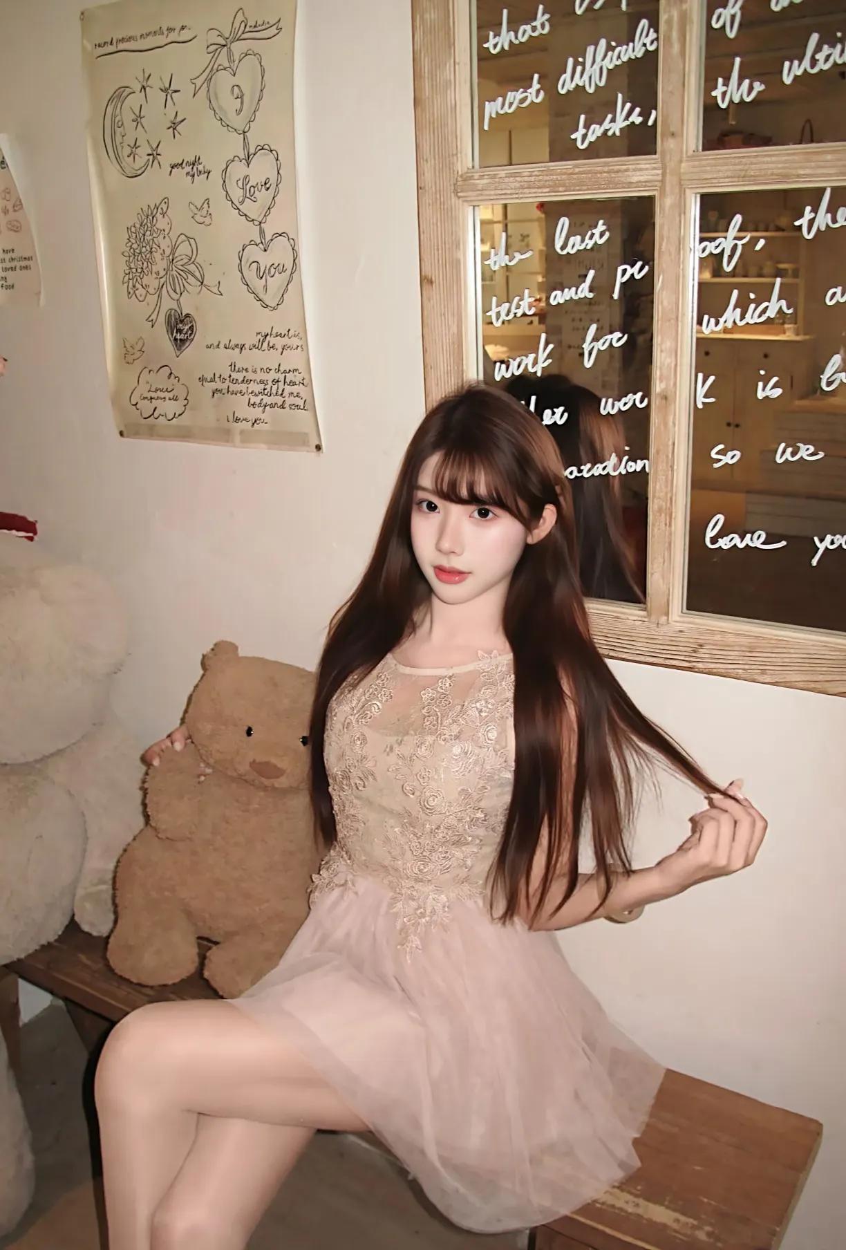 不想看，因为暑假要去打工挣学费，总体来说就是没时间没钱。如果有时间有钱肯定去看一