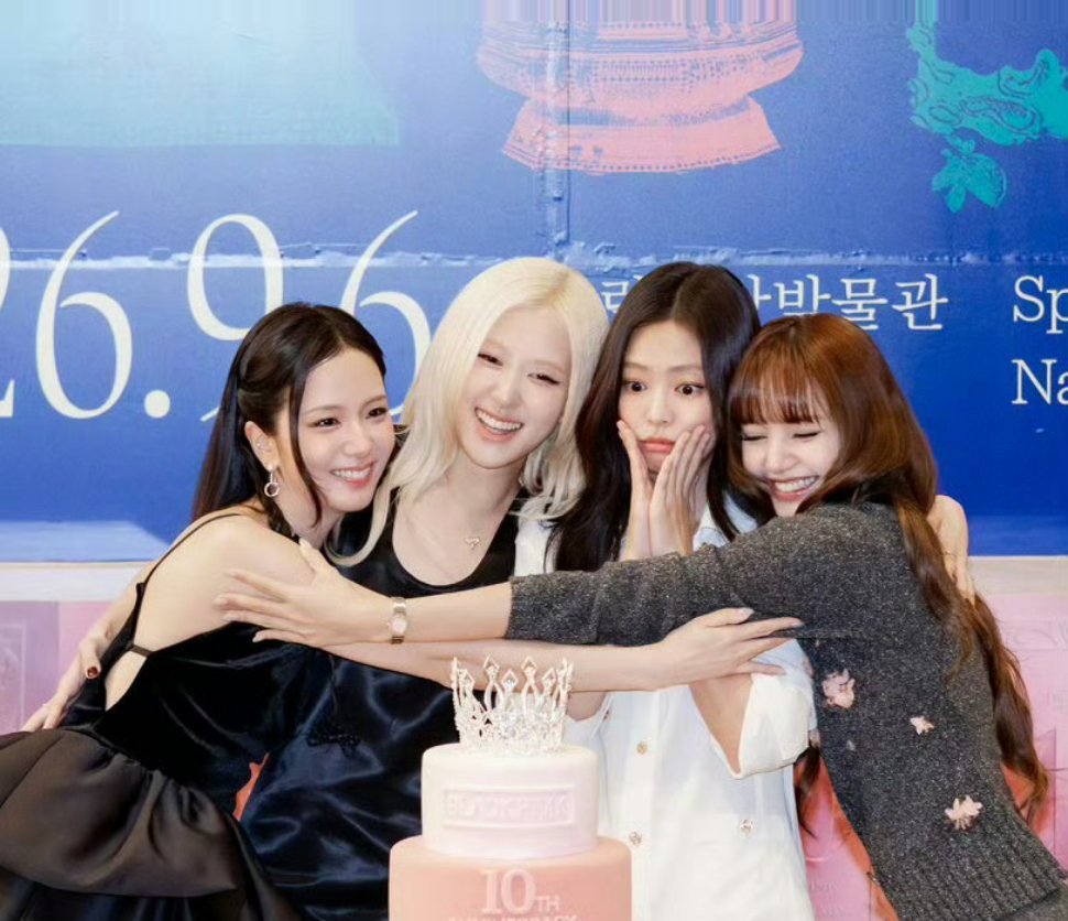 BLACKPINK发文道歉BLACKPINK发文道歉冲上热搜！十周年活动仅40个