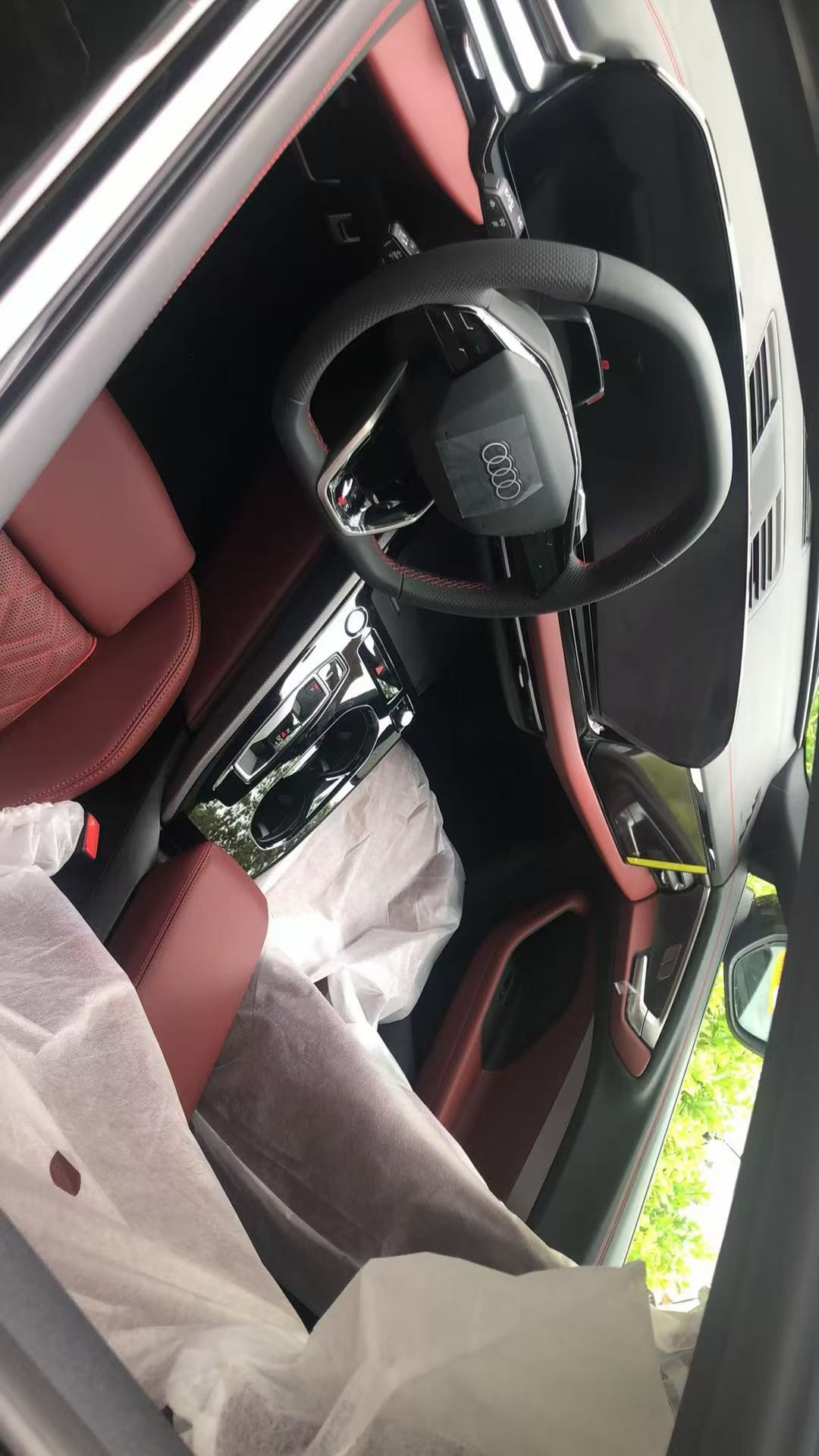 这是昨天交付的这会已经送到客户手中了奥迪A5L sport back 给河南的V