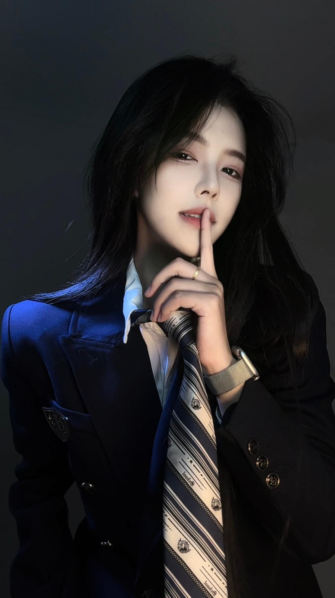 普通话标不标准，咬住👄唇，鼻👃发音 ，大声把②读出来~