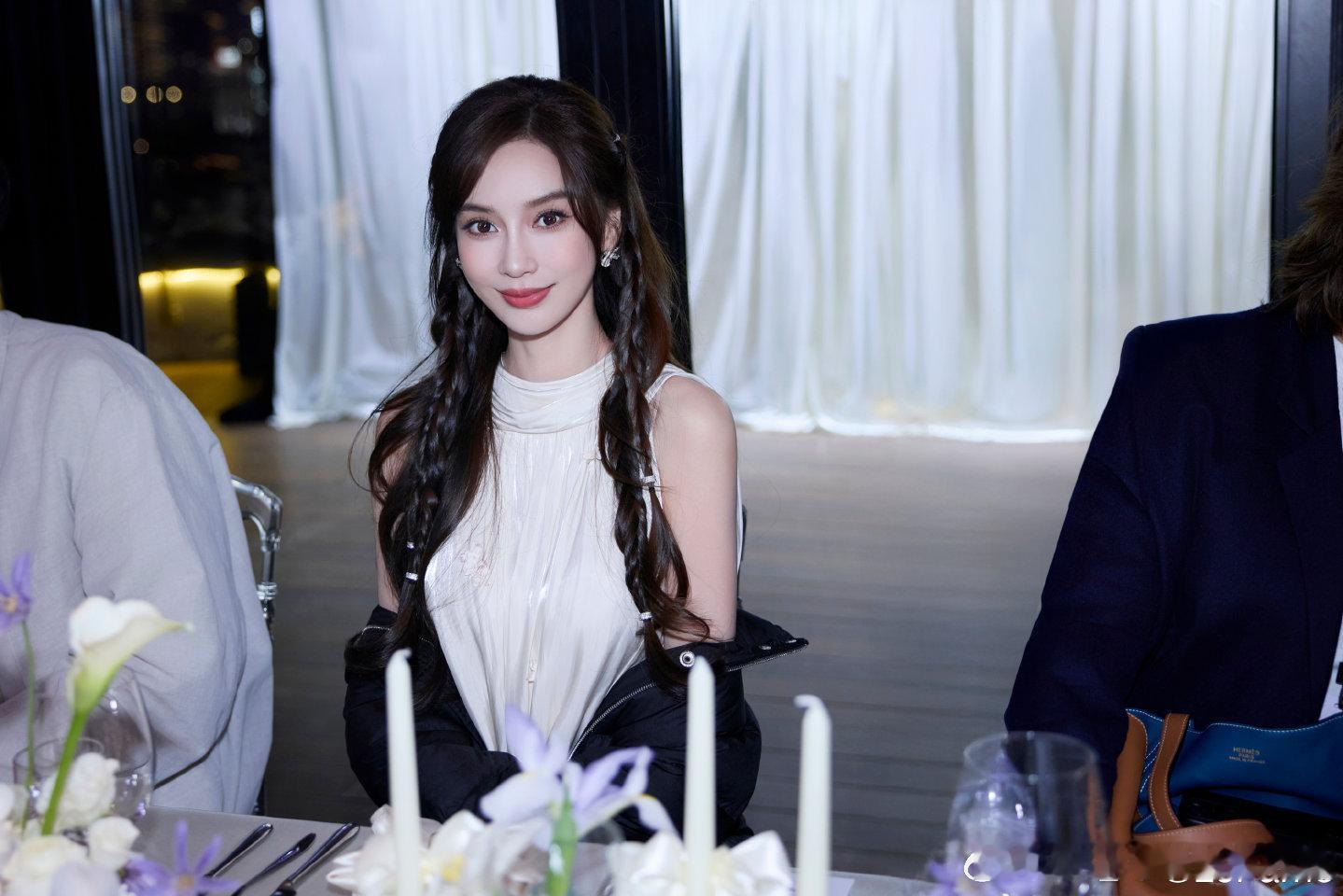 angelababy 🐑拉飞姆首位代言人angelababy杨颖  你是我浪漫