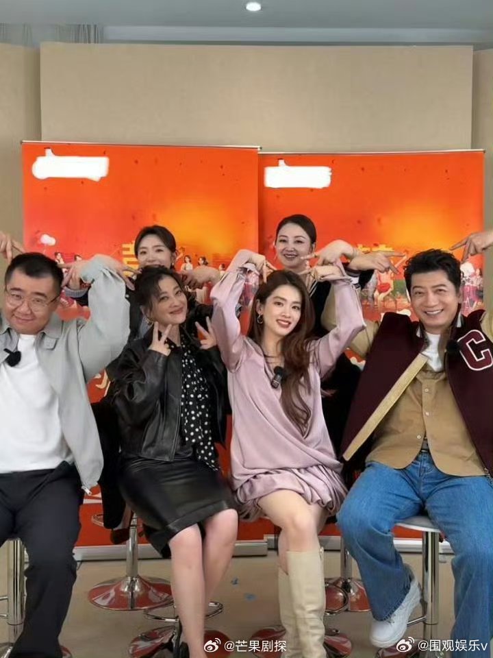 陈昊宇拒绝了你的比心邀请陈昊宇拍照比耶派 对方撤回了一个比心🫰 