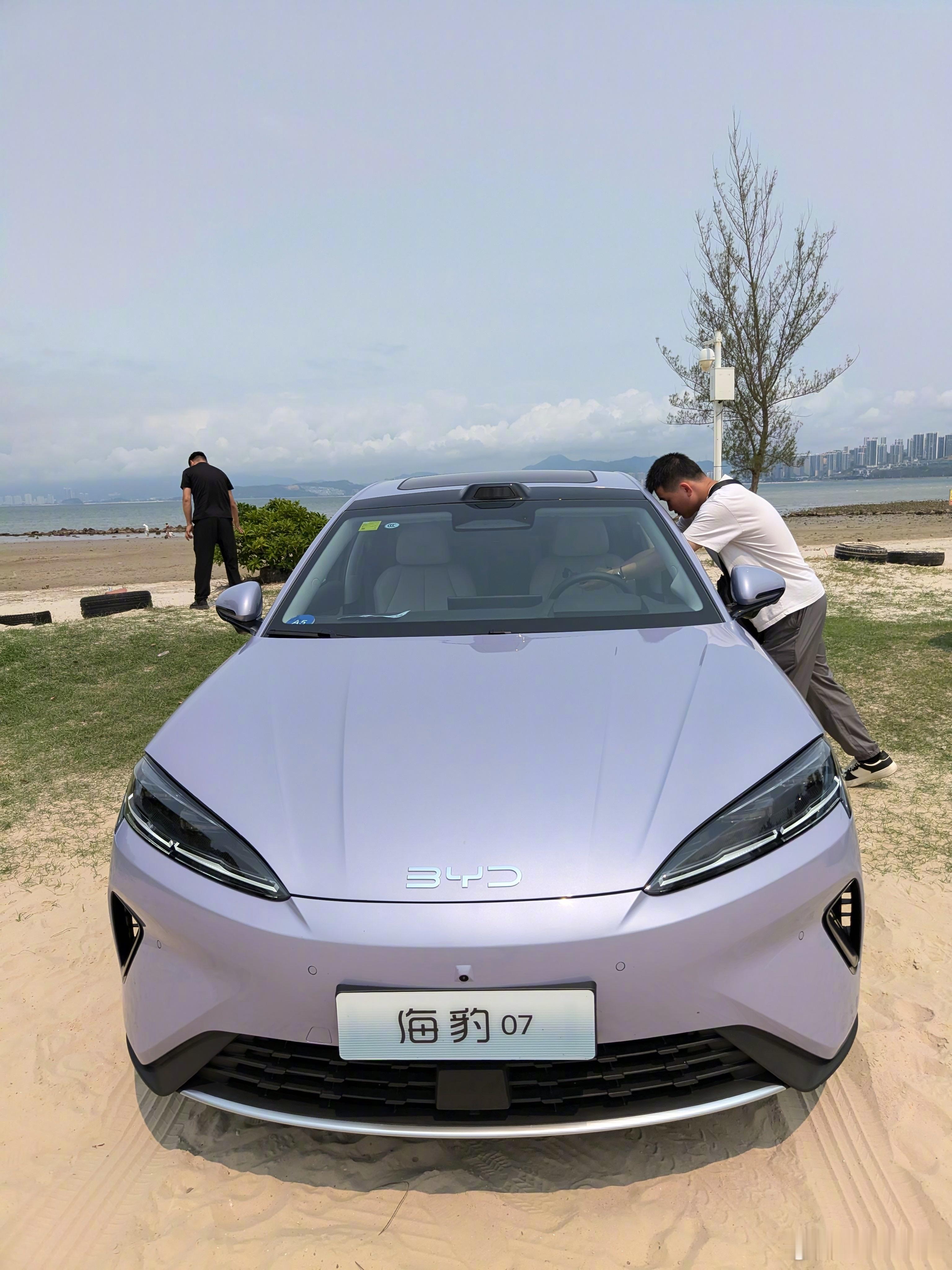 同样是比亚迪天神之眼 B 方案，为什么海豹 07 是前视双目，而钛 7 是三目呢