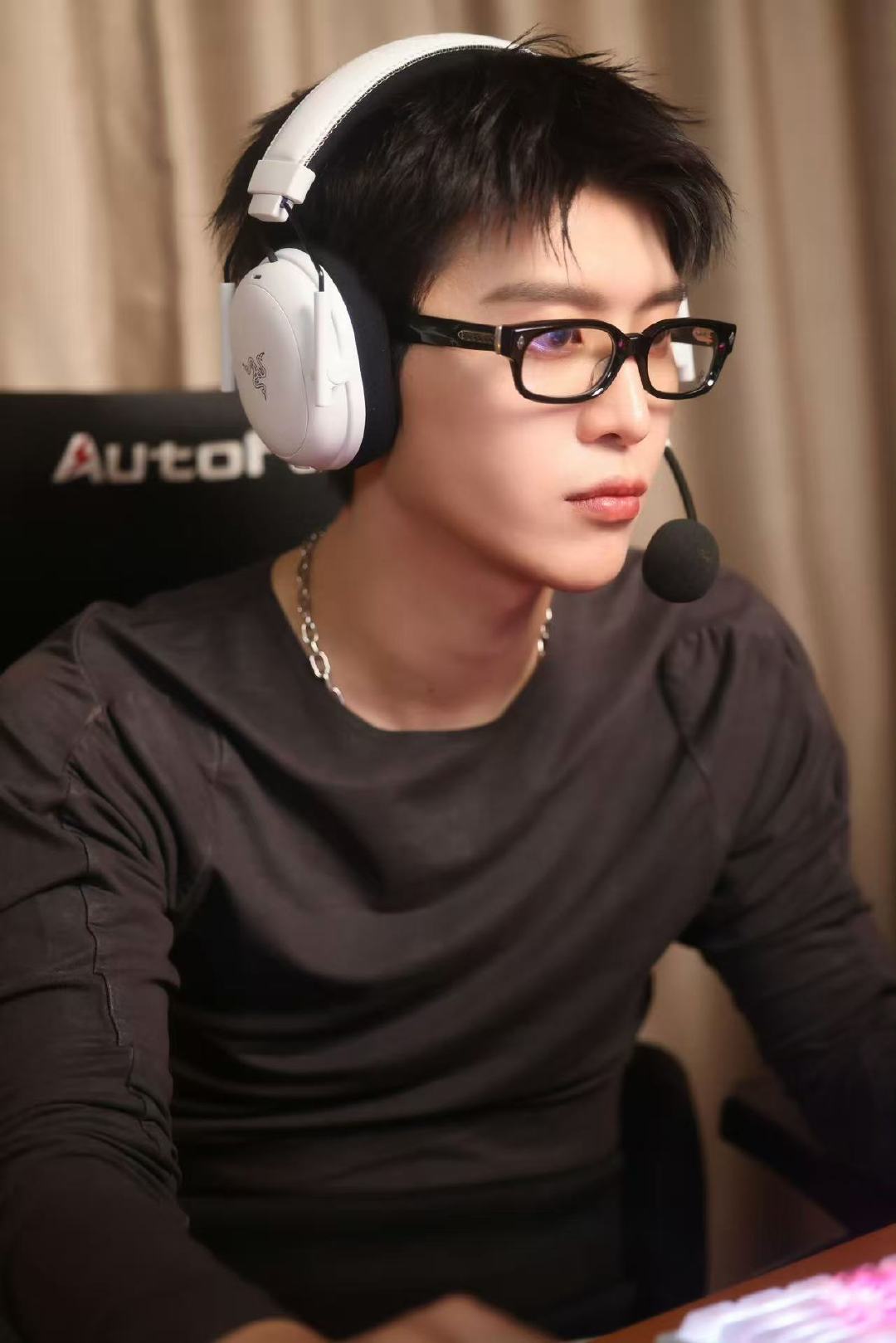 范丞丞游戏天才范丞丞上线范丞丞电竞男主电竞男主太好代了！ 