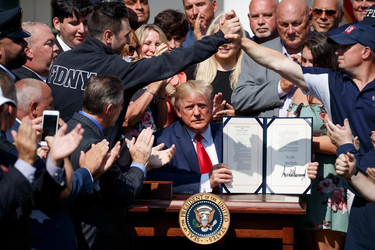 12月2日，老美涉台法案签字生效，我们如何应对？？？