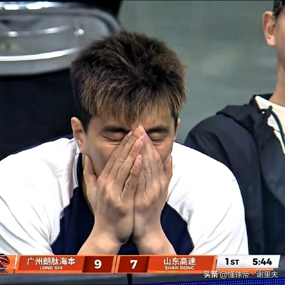 恕我直言！郭艾伦打山东的状态来看，进国家队问题不大，徐昕离开广东宏远后，在内线统