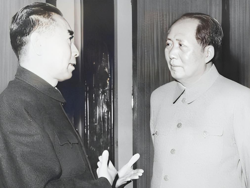 [微风]1961年，周总理一脸严肃走进毛主席办公室，开口就是一顿批评，两人不甘示