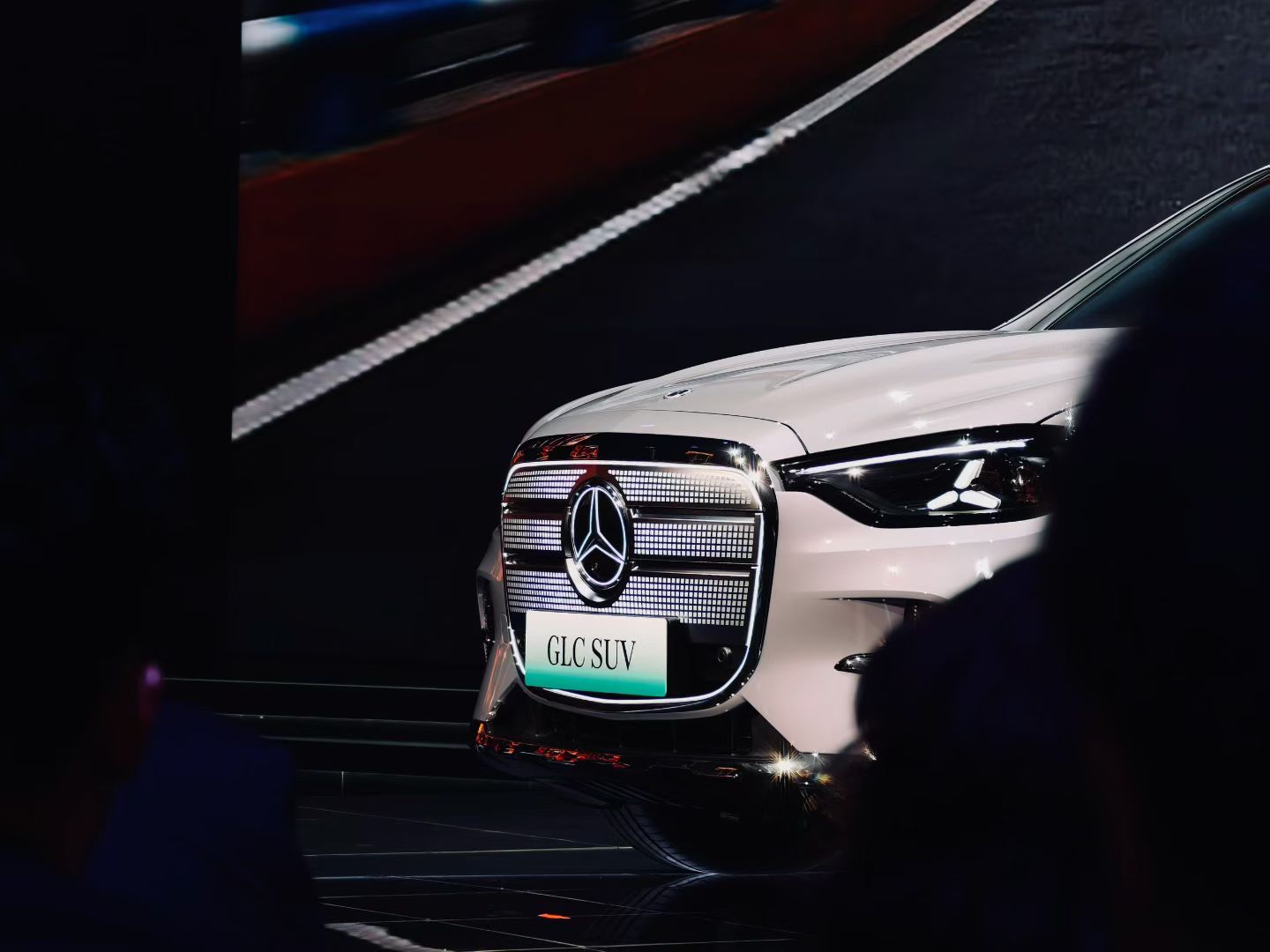 北京车展正值奔驰140周年，全新奔驰纯电GLC SUV迎来全球首秀。作为专为中国