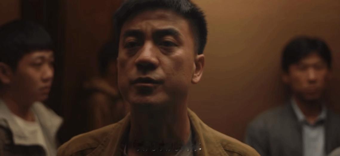 郭德纲于谦客串了低智商犯罪张一昂、李茜、王瑞军三个人去说相声吧！看得正入迷呢就来