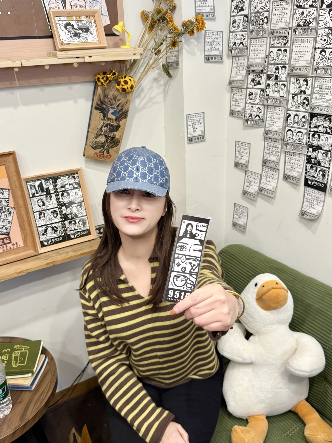 成功拥有了超可爱四宫格Q版画😉