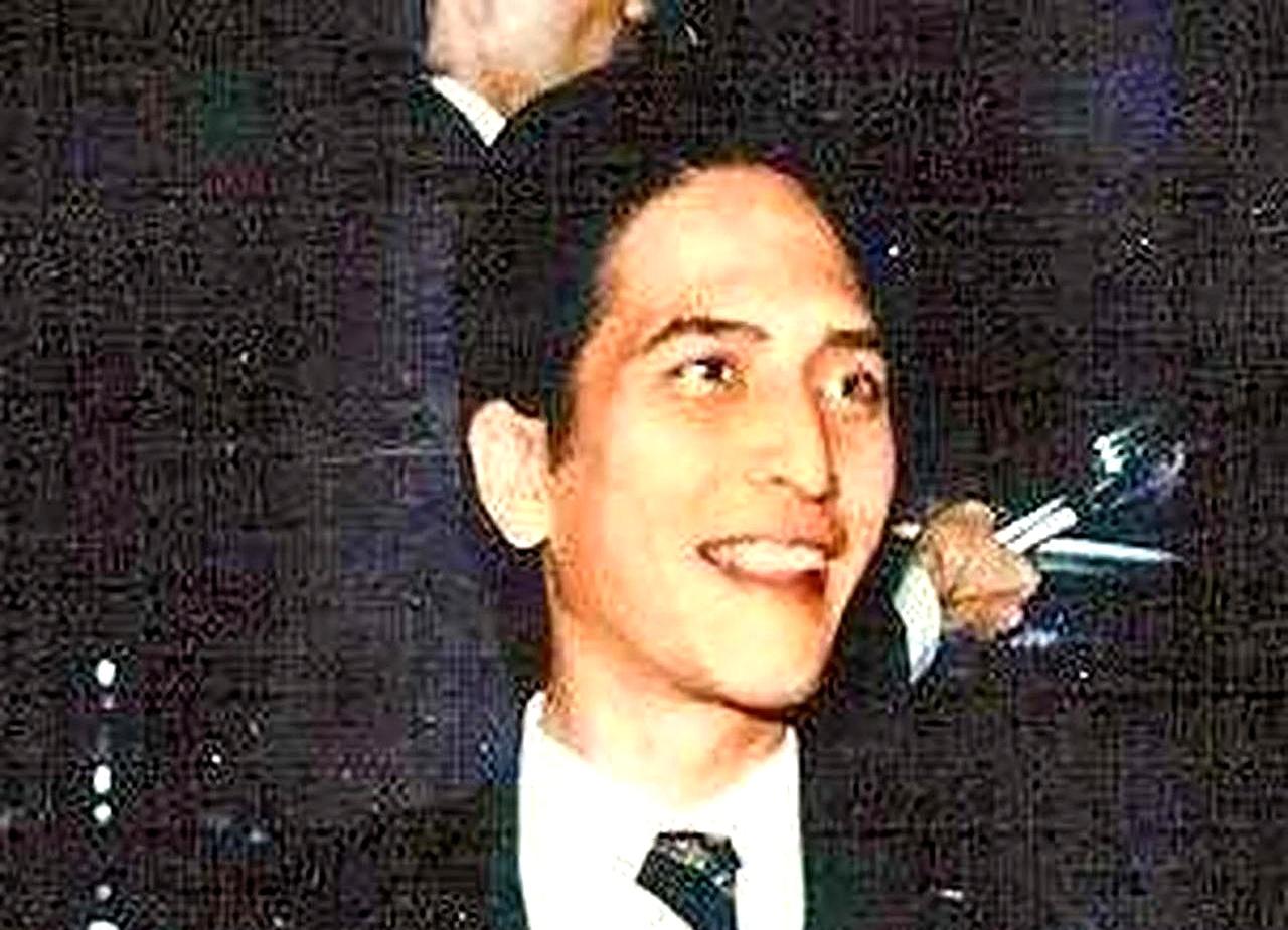 长寿至98的赌王何鸿燊，被称命硬，却挡不住子女的薄命。
1981年在葡萄牙，嫡长