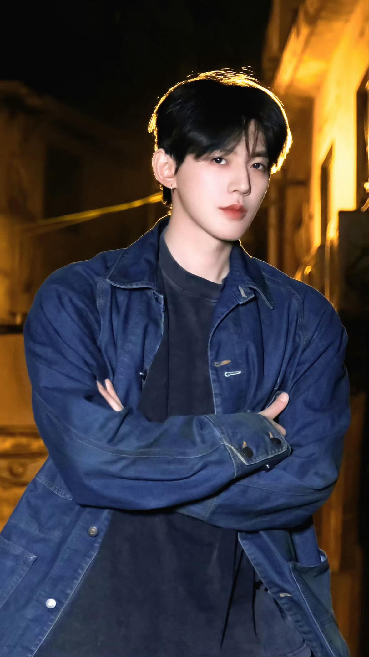 邓为 哥哥站在那里 便自带光芒✨