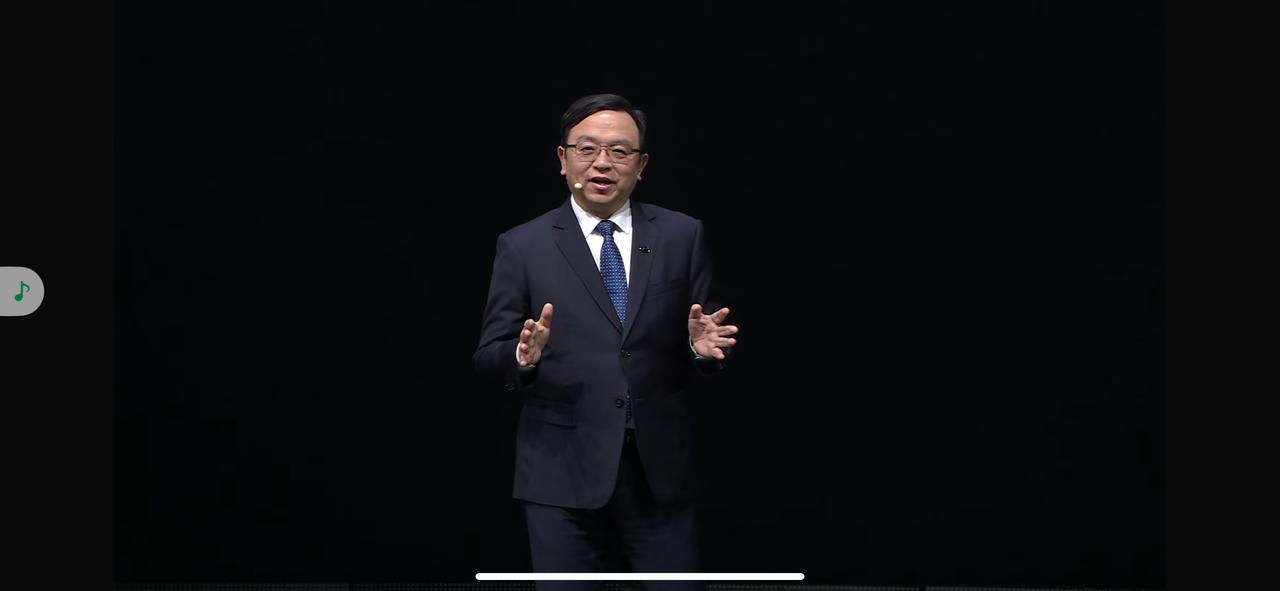 深圳现场直击！比亚迪闪充时代真的来了
深圳发布会现场全程高能！亲眼见证比亚迪第二