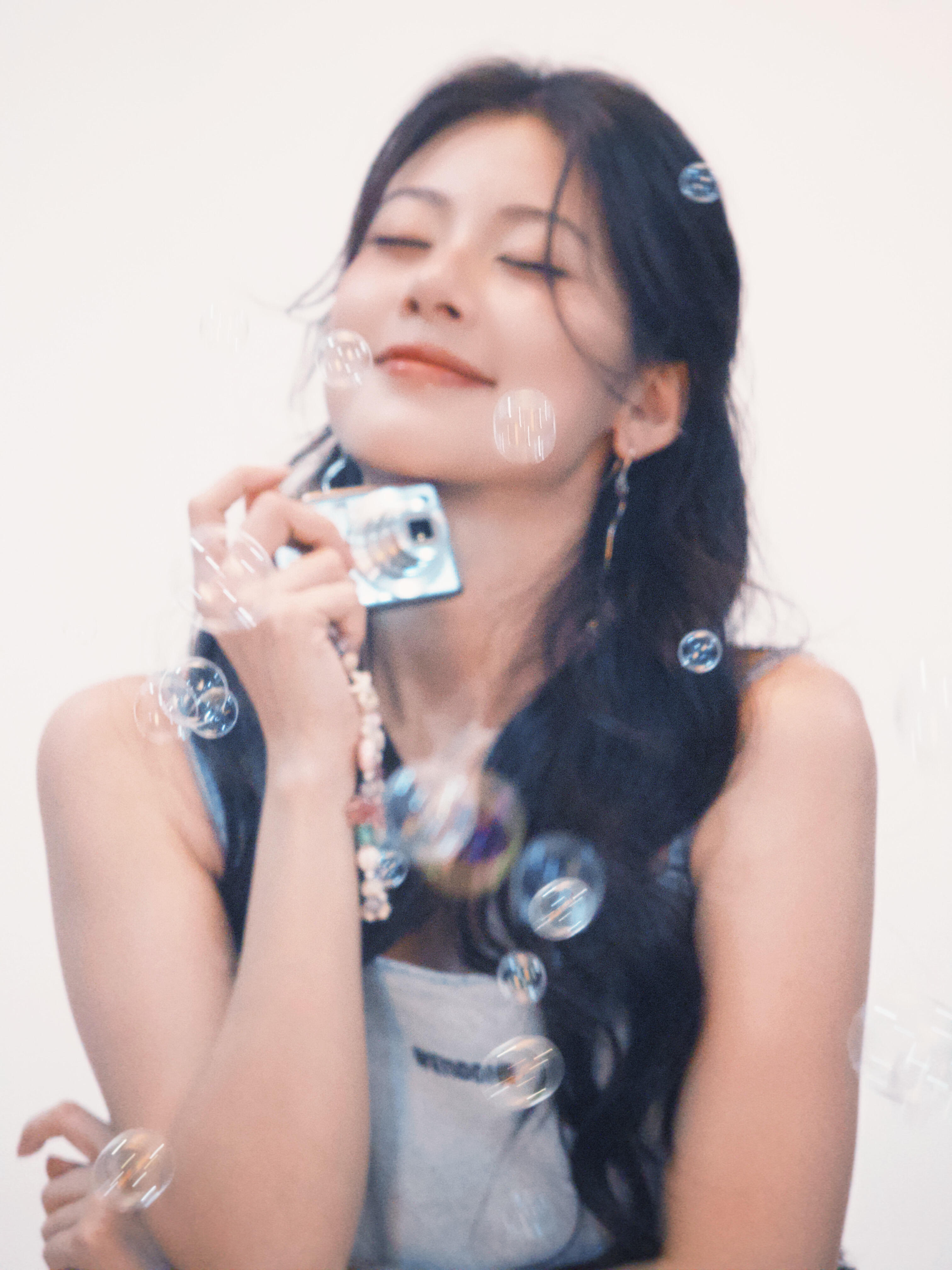赵昭仪可盐可甜[来抱抱][来抱抱] ​​​