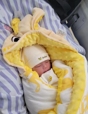 湖北19岁的大一女孩萱萱意外怀孕

男友轻飘飘的一句话，改变了她的一生。

萱萱