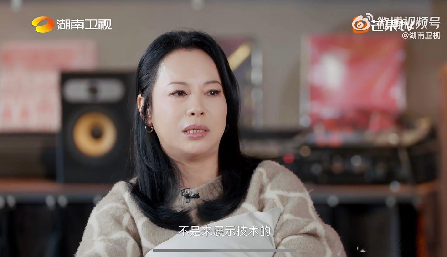 黄绮珊不喜欢被夸铁肺歌手 湖南卫视背后 黄绮珊清醒发言太圈粉！不喜欢“铁肺歌手”