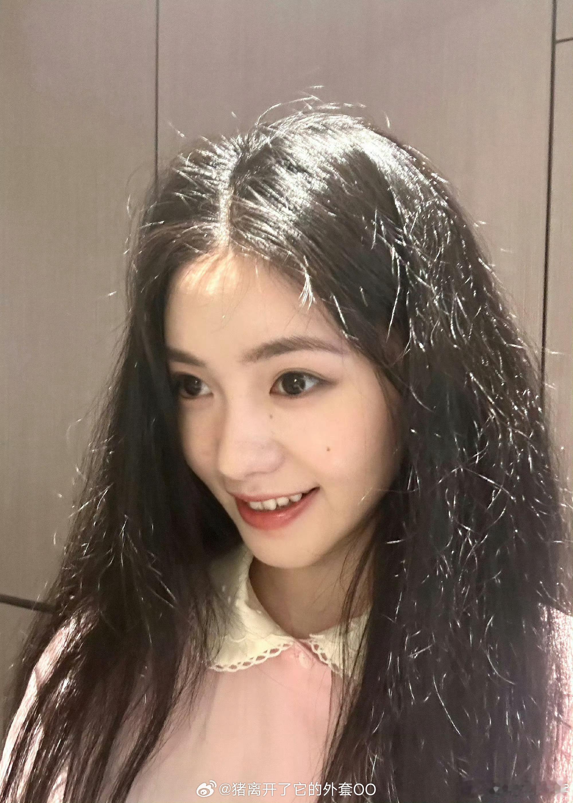 目前端午节营业的艺人刘诗诗 易烊千玺 田曦薇 刘浩存 成毅 杨洋 丞磊 敖瑞鹏 