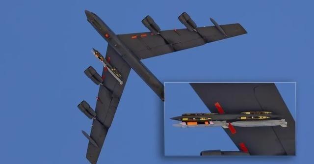 歼-36战斗机为何如此大？担负着摧毁美军空基核打击体系的重任！

歼-36的机身