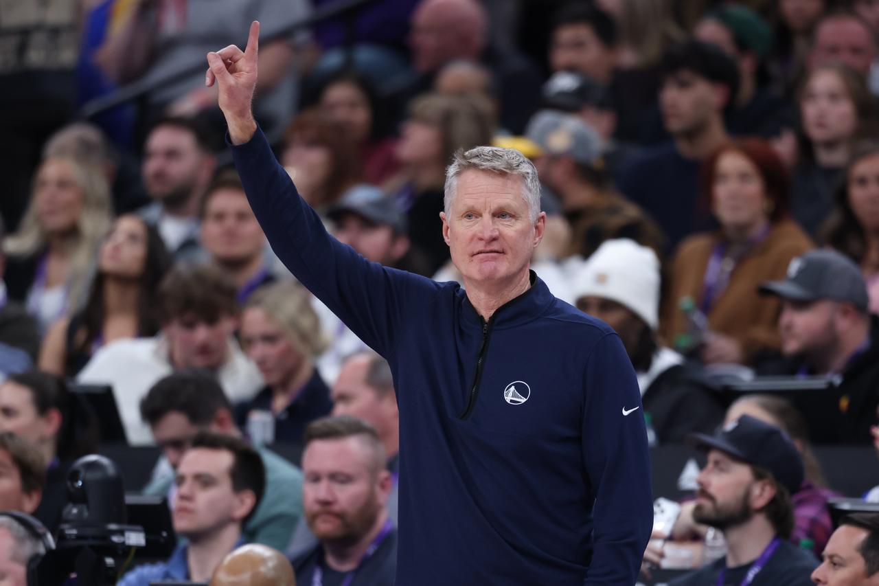 勇士绝杀灰熊，但这比赛有点假了~

最后4分钟，灰熊被勇士打了个14-0，最后灰