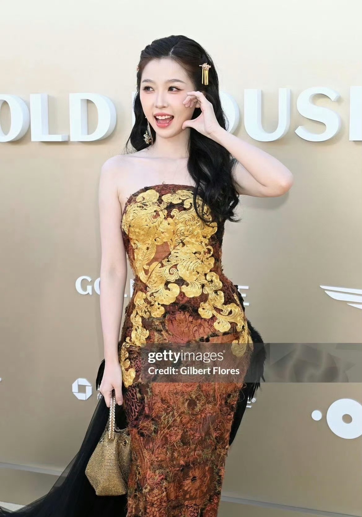 虞书欣G社生图对内娱女明星来说，外媒生图翻车是常事，这次虞书欣的状态不仅没崩，反