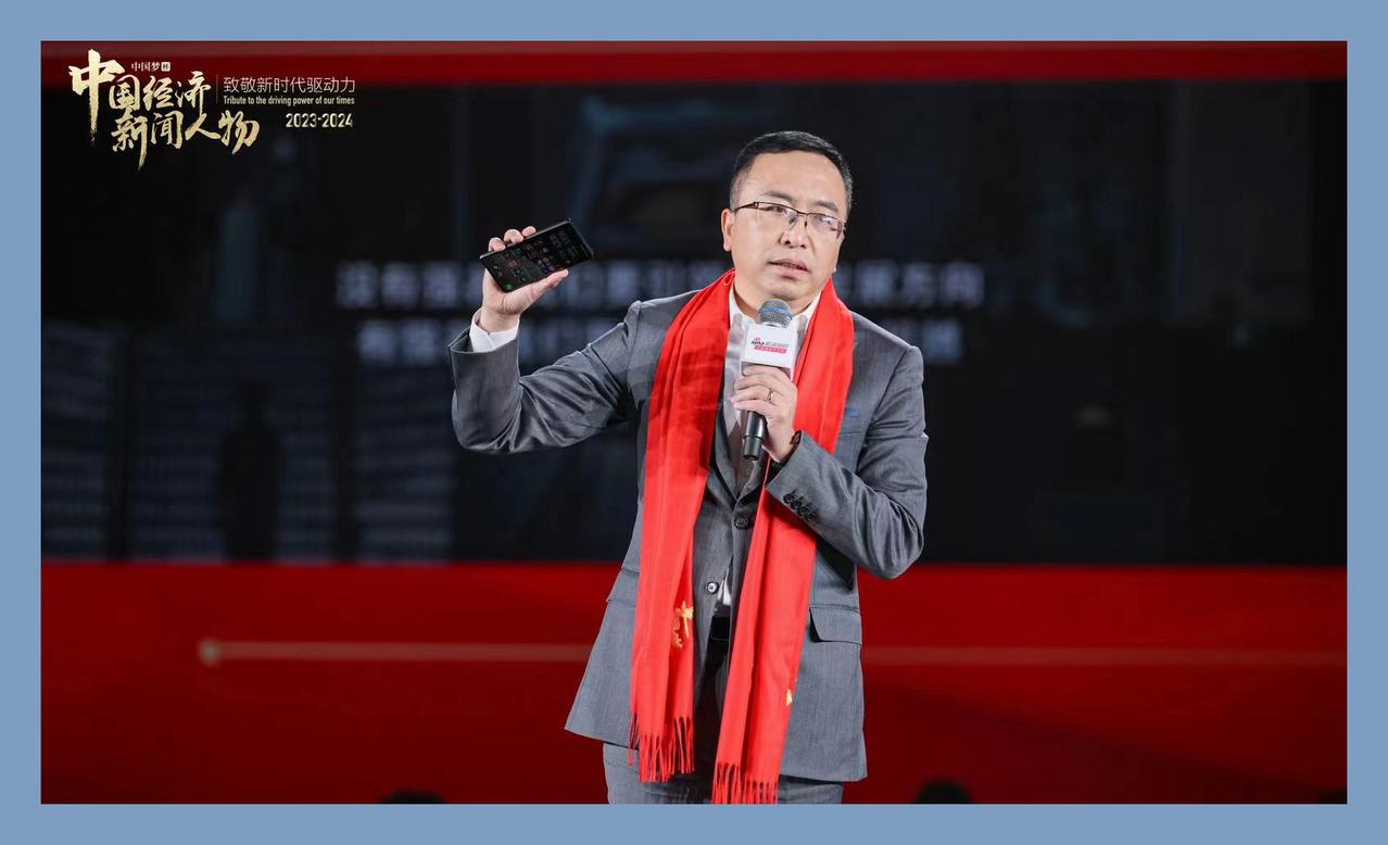 荣耀赵明最近风光无两，前脚获得“中国经济新闻人物”，后脚则是数据显示荣耀拿下20