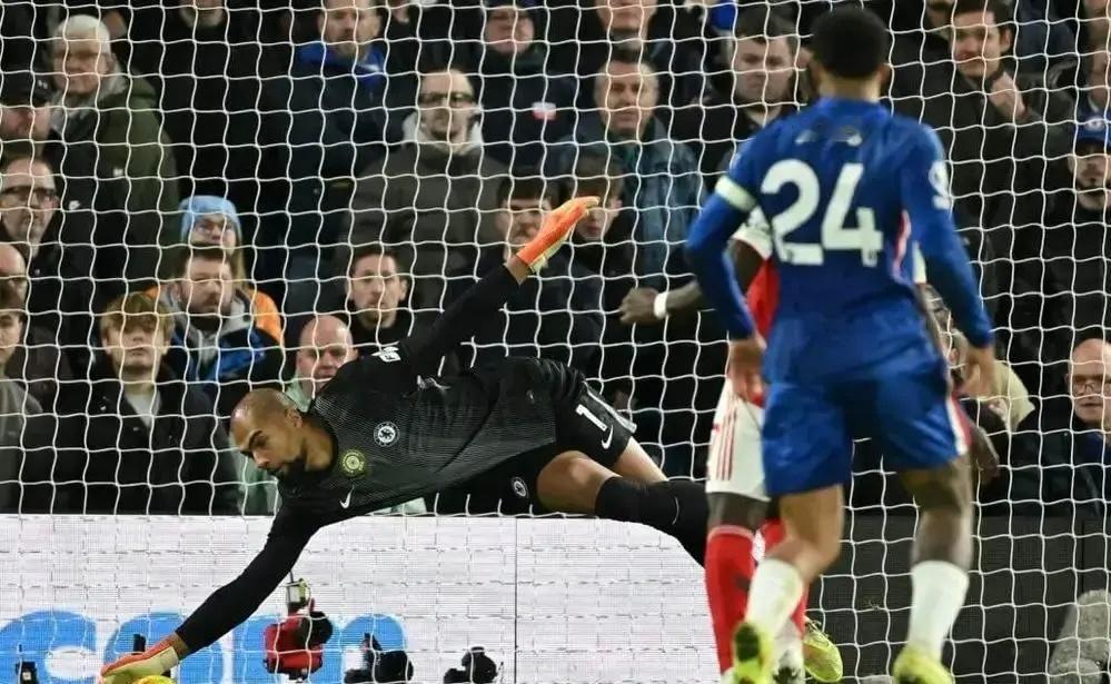 TA：桑切斯最近在逐渐进步，他已成为英超最可靠的门将之一近日，The Athle