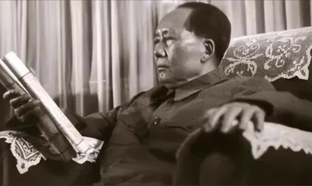 1948年，大战在即，战前斩将乃是大忌，可当时怒极的毛主席面对诸多劝说，铁了心要