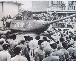 1979年3月4日，谅山城北的最后一道防线被撕开。硝烟呛得人睁不开眼，越军第3师