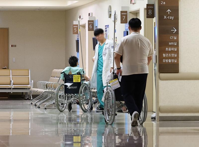 这太吓人了，32岁医生趁女友熟睡喂堕胎药？
 美国一起恶性案件让全网震怒！32岁